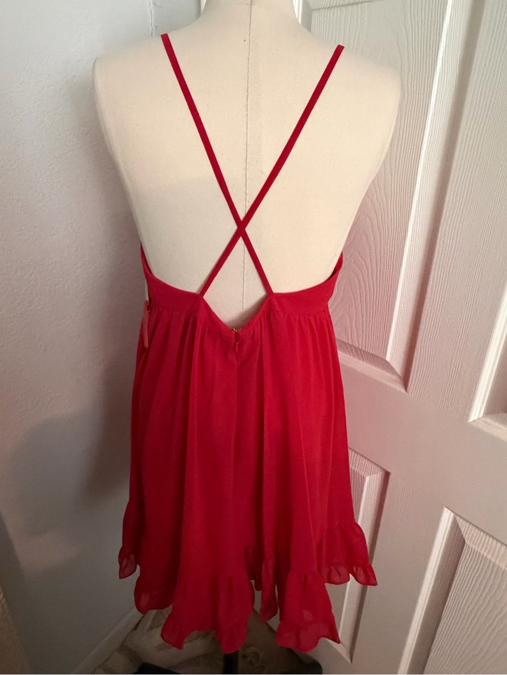 Mac Duggal Red Ruffle-Hem Mini - Picture 4 of 10